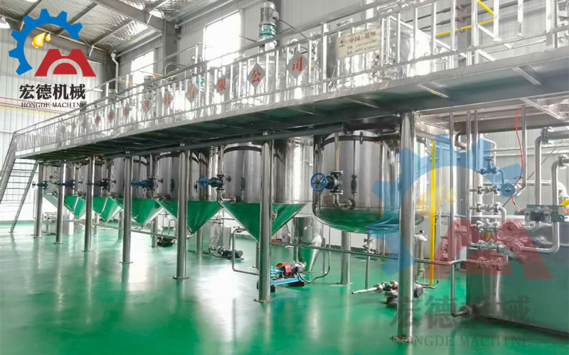 菜籽油精煉設備廠家，宏德機械質量穩(wěn)定精煉品質好